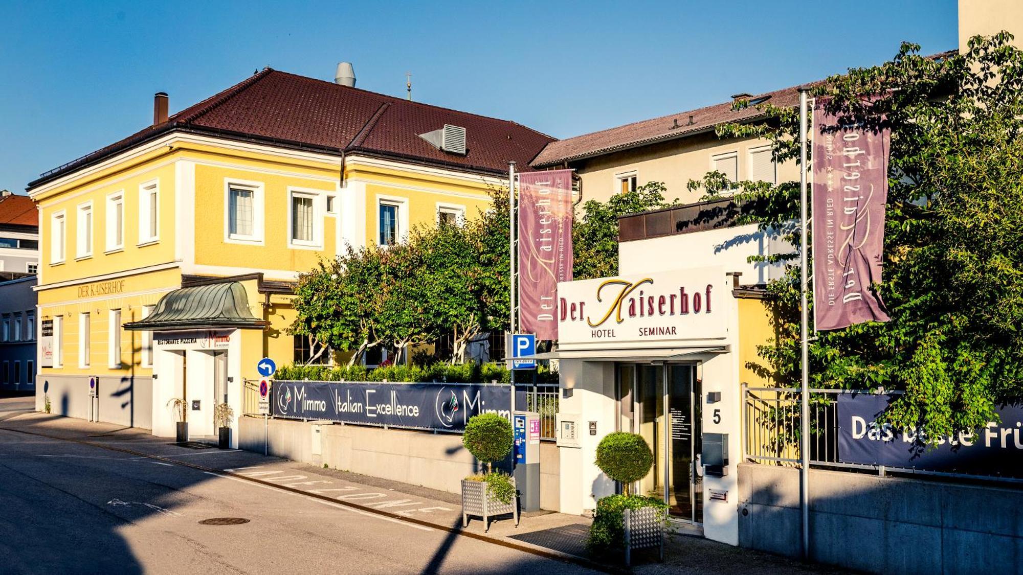 Der Kaiserhof Ried Ried im Innkreis Exterior photo